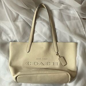 Coach Cameron Tote Chalk